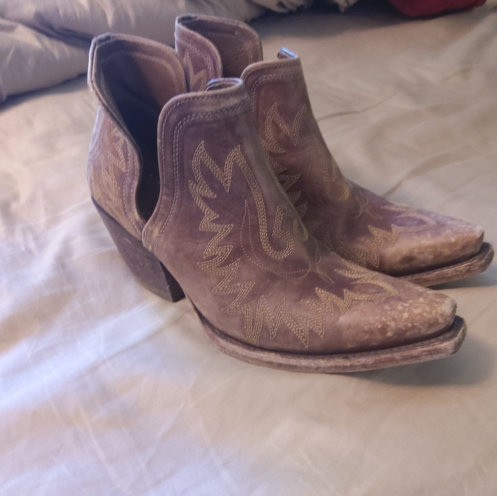 COPY - Ariat womens booties